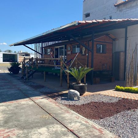 Residencial Aereo Albatros Apartment Tequesquitengo Bagian luar foto